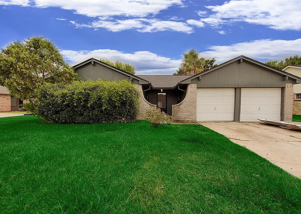 1st image of 20019 Rustlewood Dr