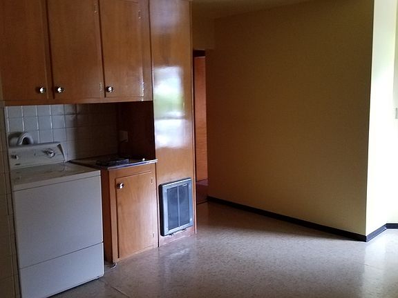 5th image of 706 N Raub Ave