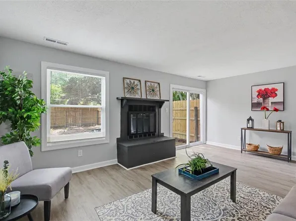 4623 Fern Oak Ct, Virginia Beach, VA 23462