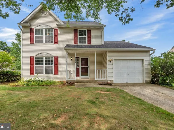 1876 Upper Forde Ln, Hampstead, MD 21074