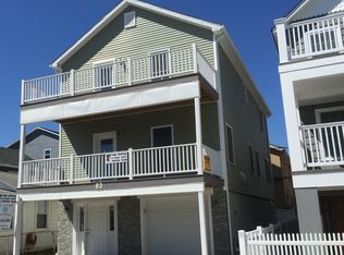 83 Pennsylvania Ave, Long Beach, NY 11561