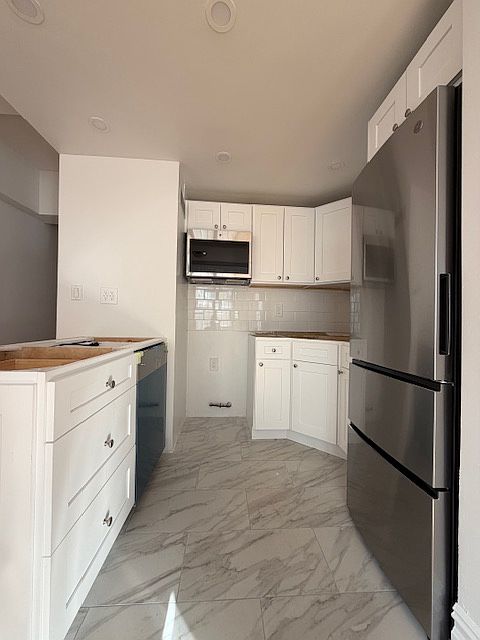 1st image of 50 W 72nd St APT 812