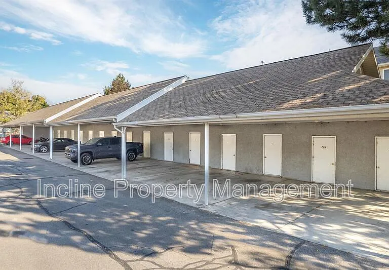 762 N 1060 W — Photo 11