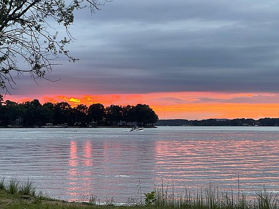 Lake Norman Sunsets!