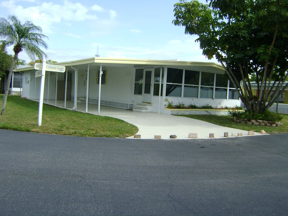 1st image of 3306 Cottage Key Dr