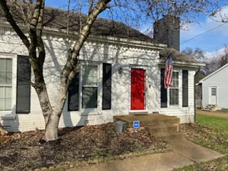 3 bed, 1144 sqft, $2,100 — Photo 2