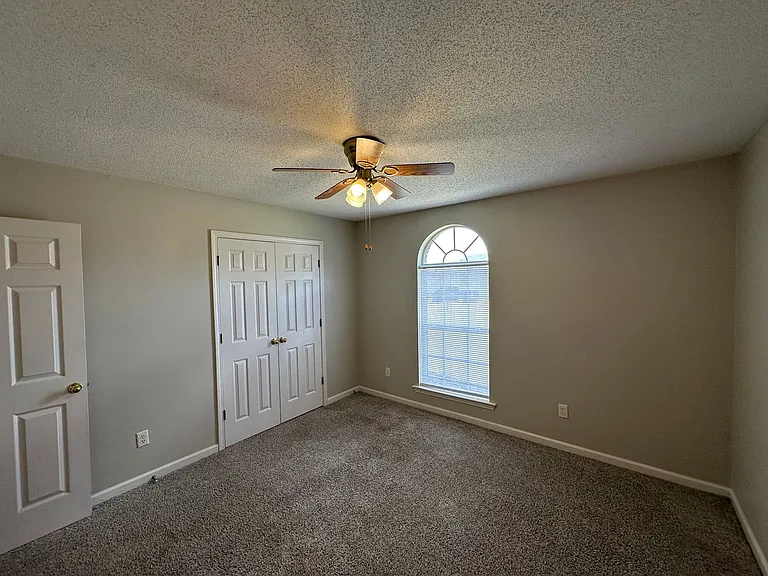 1409 Brimfield Cv — Photo 15