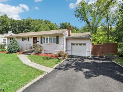 50 Star Lake Rd, Bloomingdale, NJ, 07403