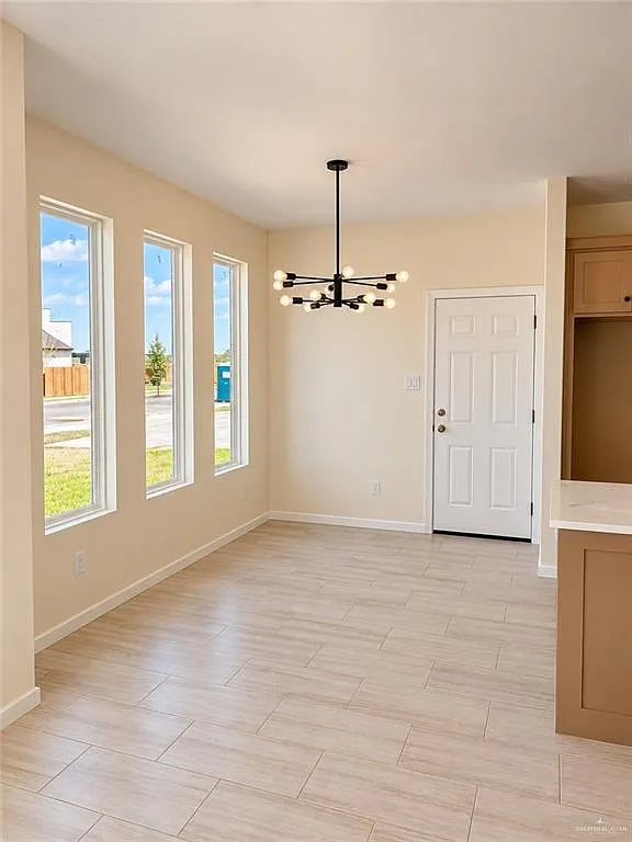 3710 E Hillview Ave — Photo 3