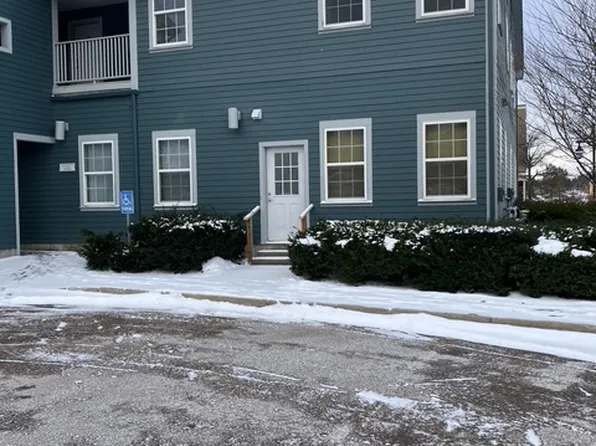 8 Carmichael St Unit 201, Essex Junction, VT 05452