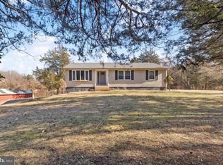 6127 Beverleys Mill Rd, Broad Run, VA 20137