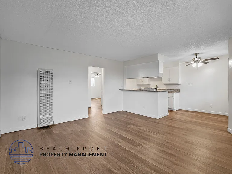 1525 Pine Ave. — Photo 9