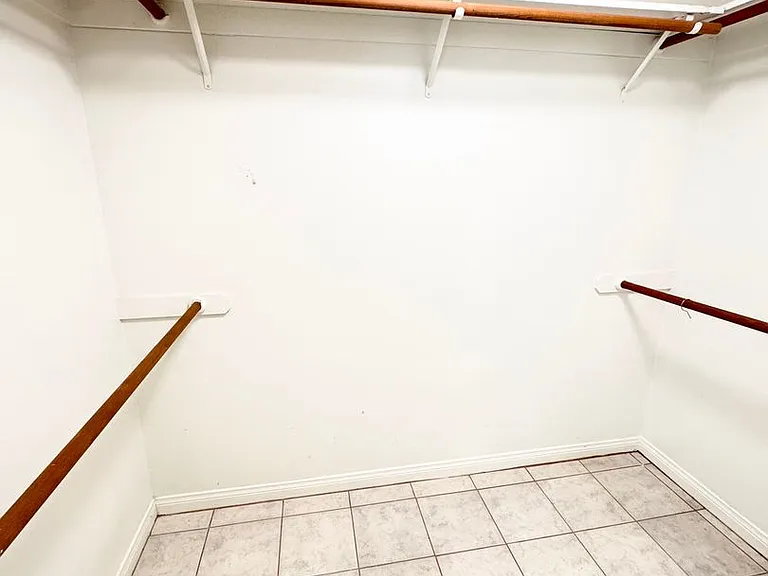 9131 Anchor Island Ct — Photo 10