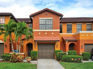 6074 Tivoli Gardens Blvd, Orlando, FL 32829