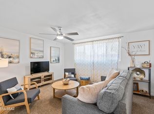 8301 E Pena Blanca Dr, Tucson, AZ 85730