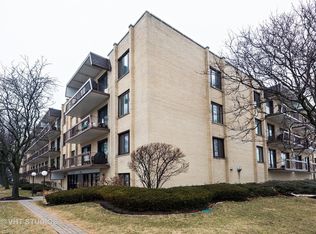 7710 Dempster St UNIT 207, Morton Grove, IL 60053