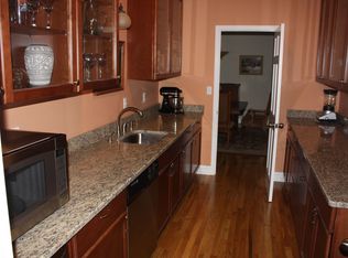 110 Eagle Crst, Greentown, PA 18426