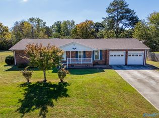 17410 Hubert St, Athens, AL 35611