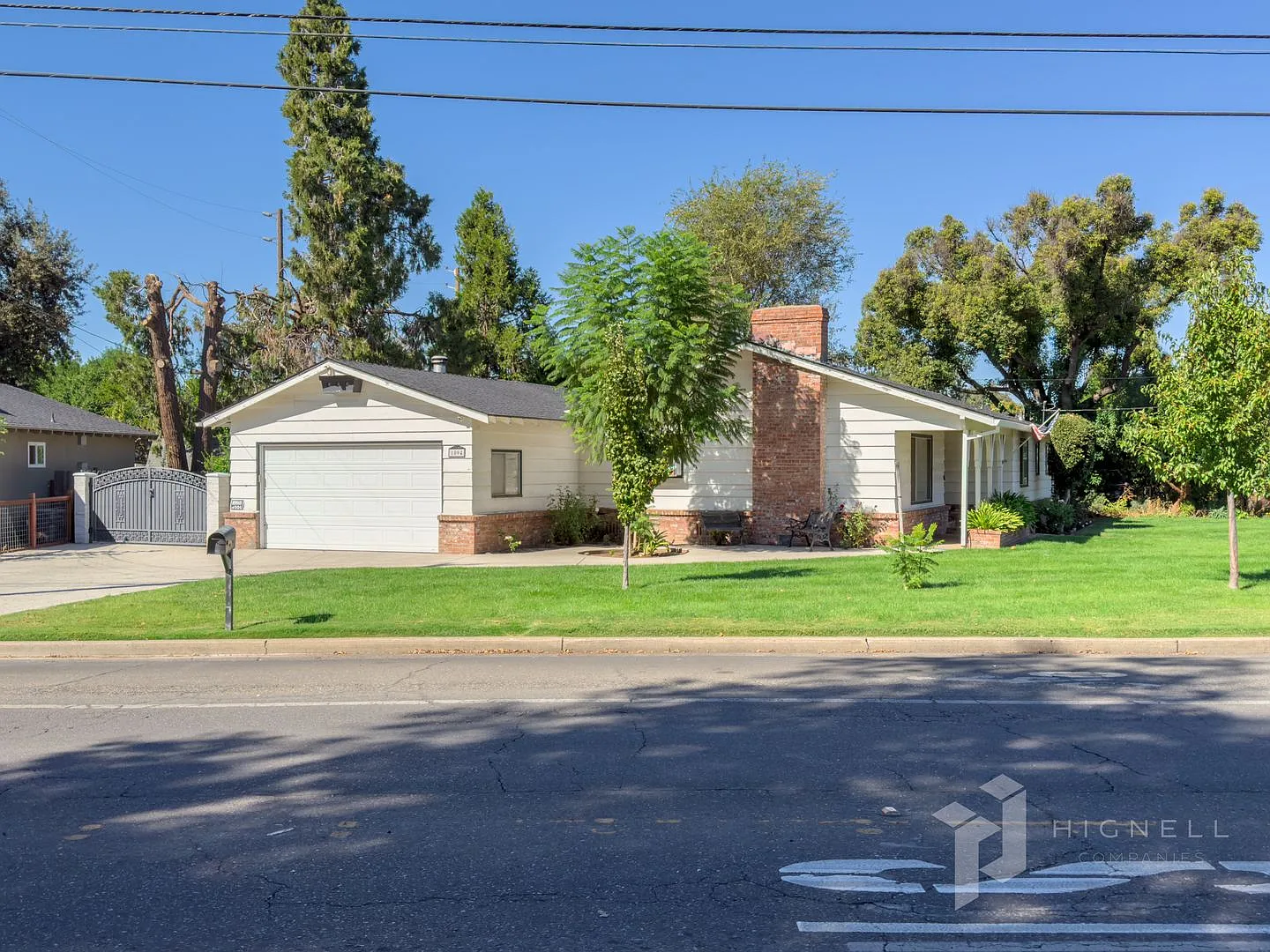 Charming 3-Bedroom Home Along Lindo Channel in Chico — Photo 1