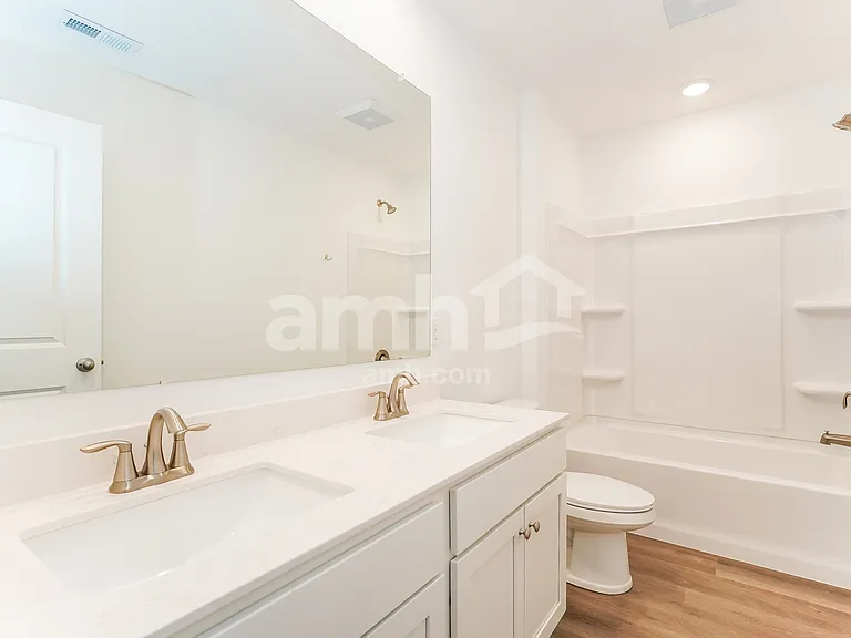 1080 Broyles Xing — Photo 13