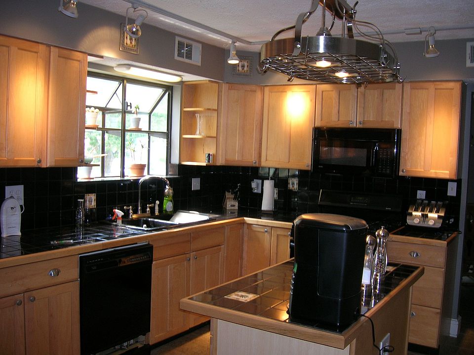 Gourmet Kitchen