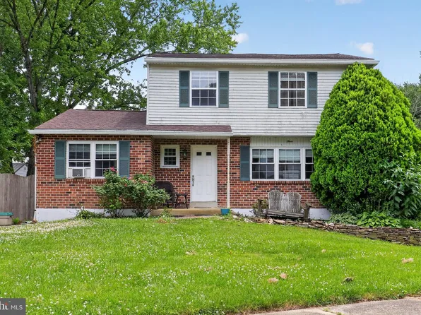 3 Penncross Cir, Newark, DE 19702