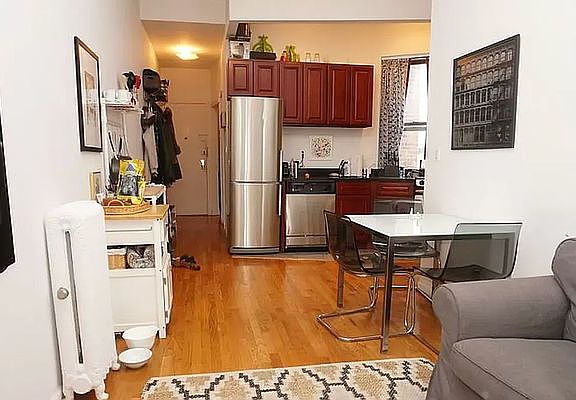 2nd image of 262 W 24th St APT 6C