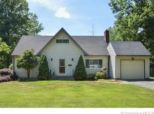 57 Seminole Cir, West Hartford, CT 06117