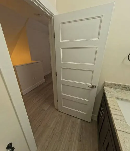405 B St — Photo 18