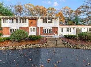 313 Station St, Coventry, RI 02816