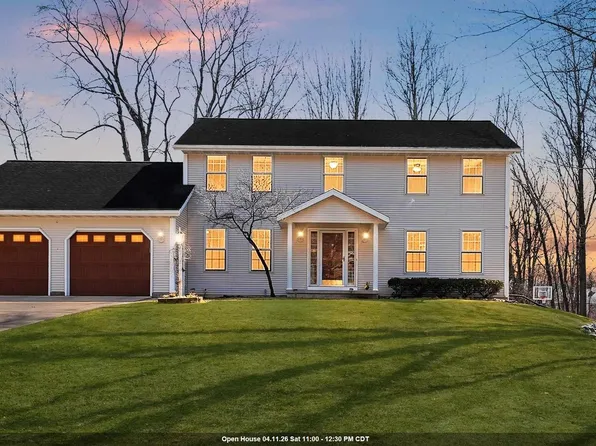 1367 Whirthington Ct, Suamico, WI 54173