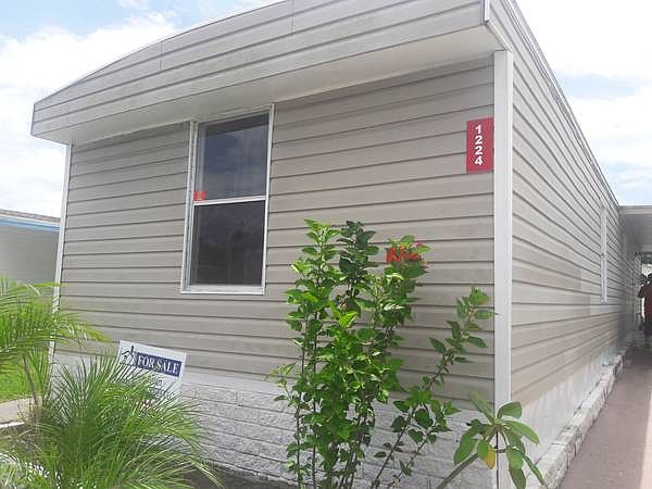 1st image of 1224 Four Seasons Blvd