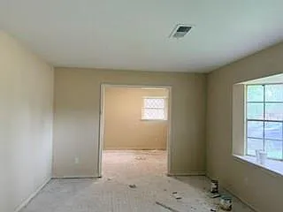 7118 Redding Rd — Photo 4