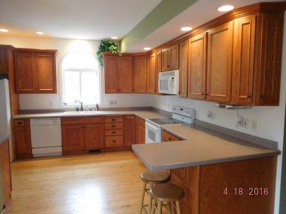 2nd image of 134 Superior St #S