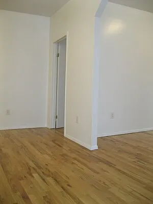 Rented by Tower Brokerage | media 19