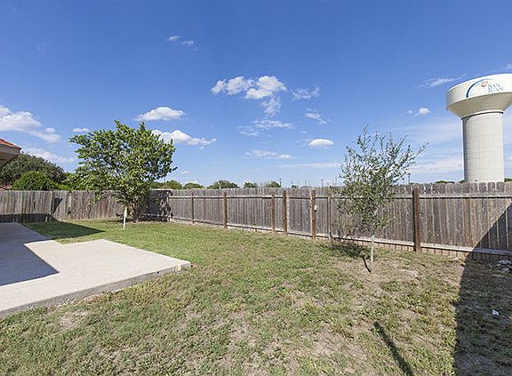 3rd image of 1602 Texas Ave
