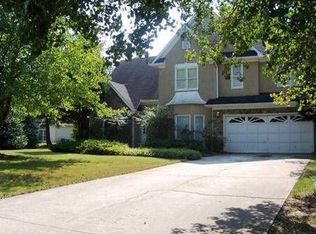 1105 E Shoreview Rd, McDonough, GA 30253