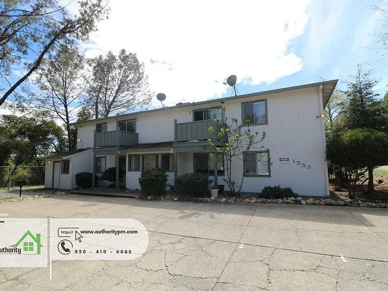 1553 Bramble Pl #4 — Photo 3