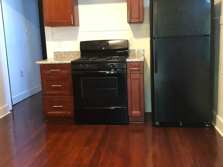 Furnished kitchen