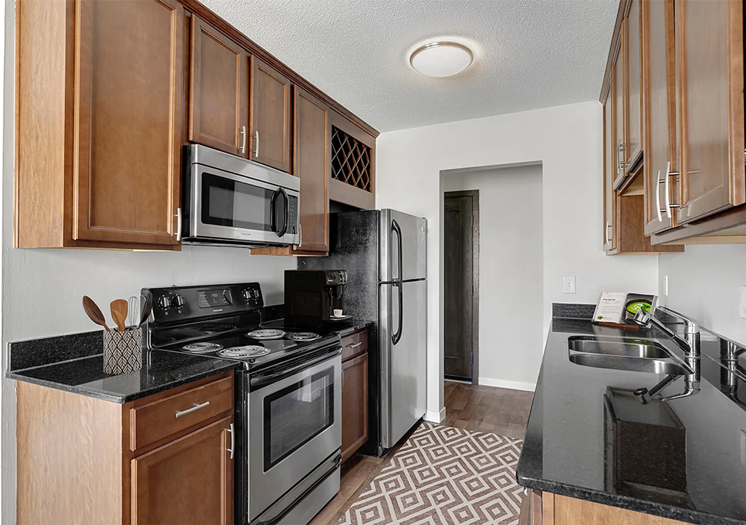 Jade Lane Estates — Photo 4