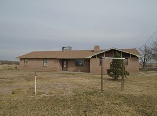 1910 Mora St, Carlsbad, NM 88220