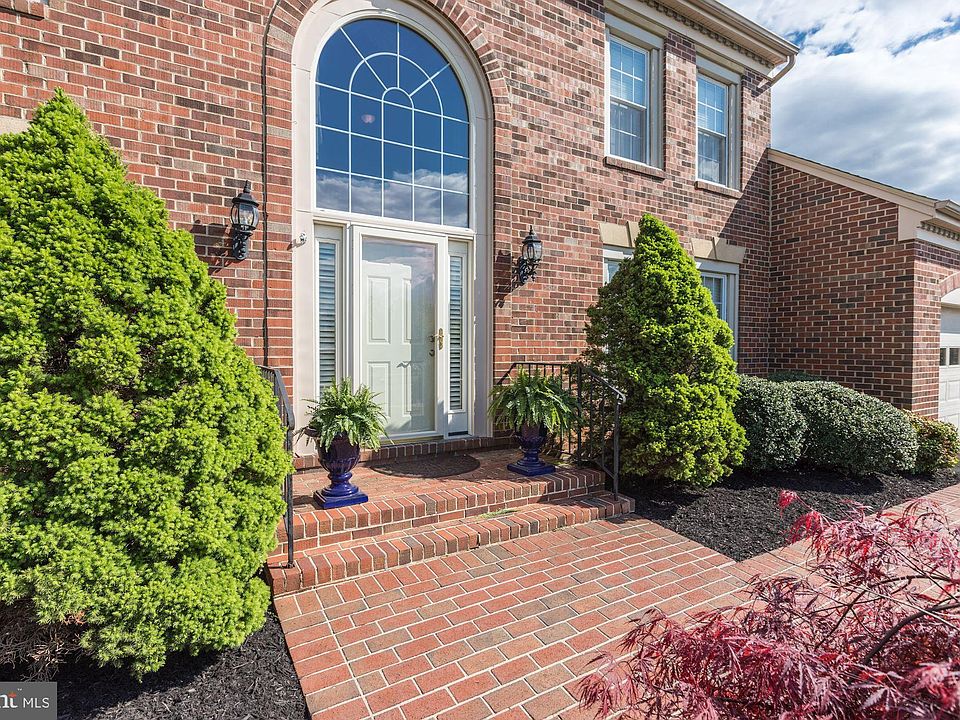 1st image of 14808 Windrift Ct