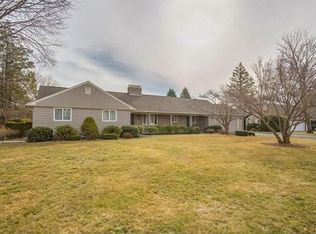 65 Ridge Rd, East Longmeadow, MA 01028