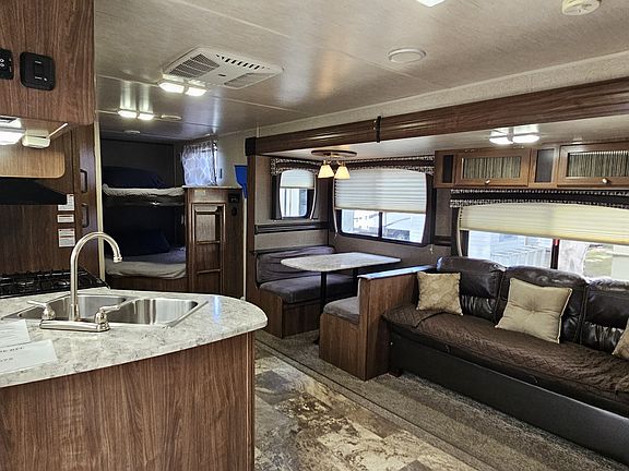 4th image of 2700 Camper Ave