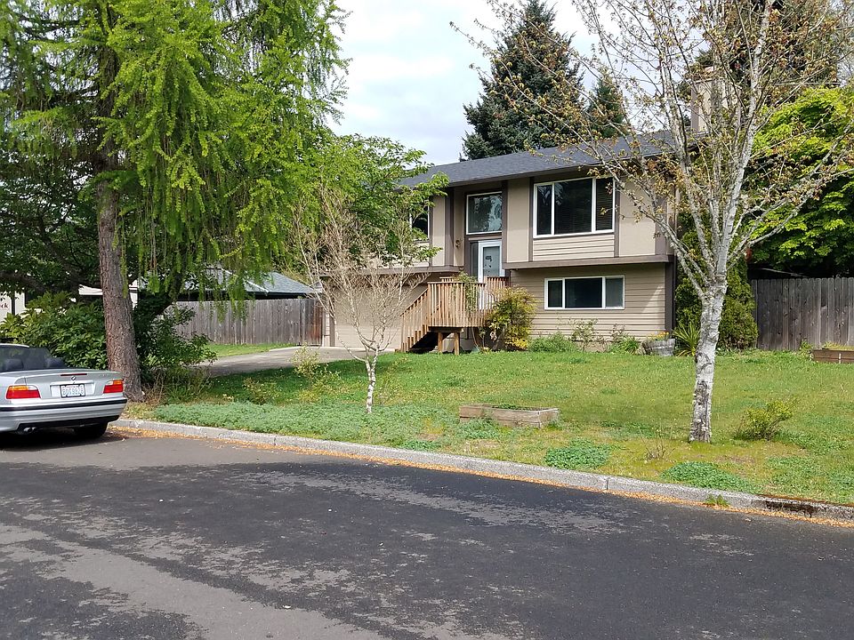 1st image of 3009 NE 130th Ave