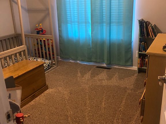 4th image of 4056 Westridge Dr