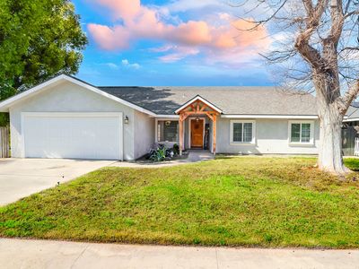 1085 Douglas Street, Porterville, CA, 93257