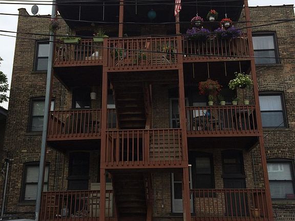 4th image of 1428 W Winnemac Ave APT 1W