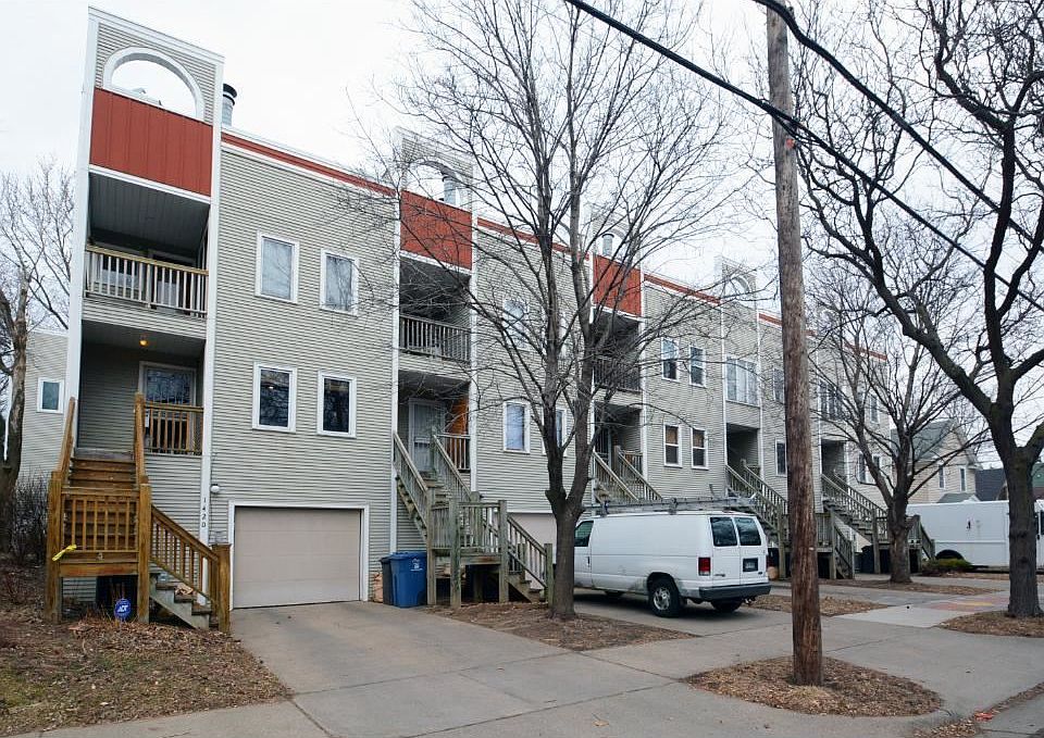 1st image of 1418 14th Ave N #4