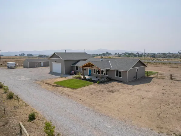 1396 Forgiveness Dr, Powell, WY 82435